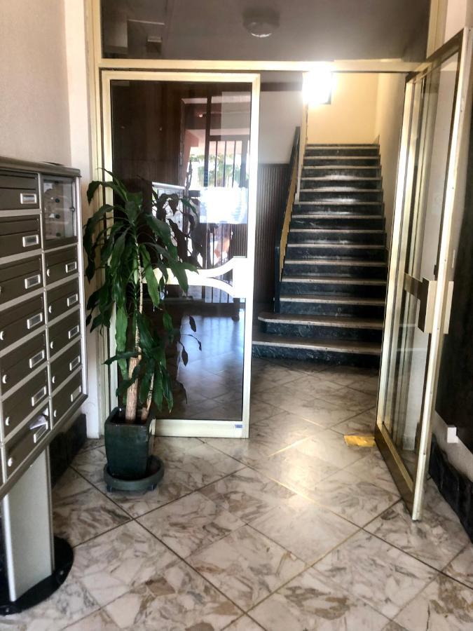 Peaceful Apartment 1 Minute Walk To The Beach Вентимиля Екстериор снимка